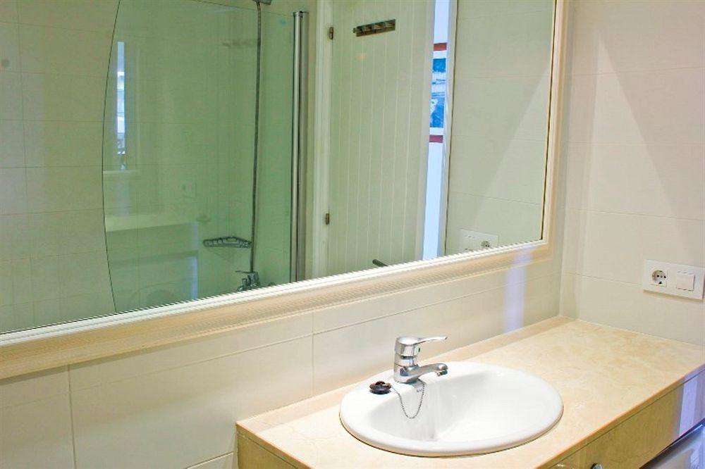Apartamentos Son Bou Playa Gold מראה חיצוני תמונה