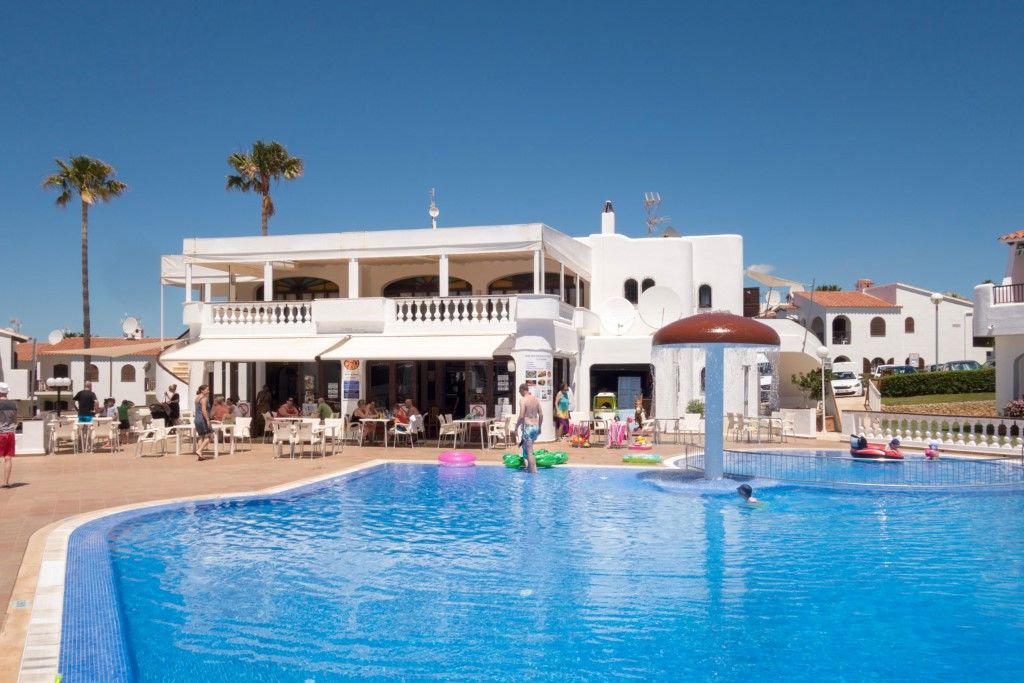 Apartamentos Son Bou Playa Gold מראה חיצוני תמונה
