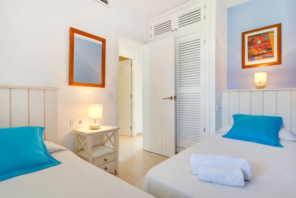 Apartamentos Son Bou Playa Gold מראה חיצוני תמונה
